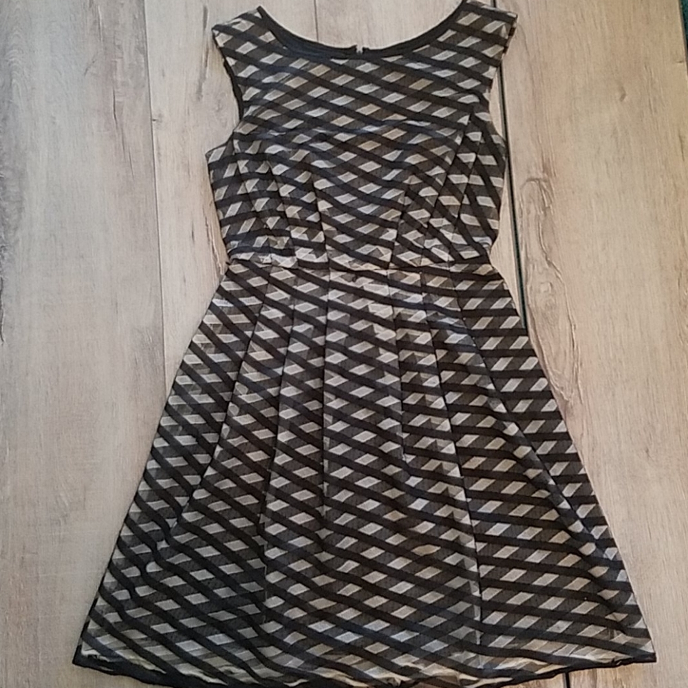 Adrianna Papell layered criss cross dress